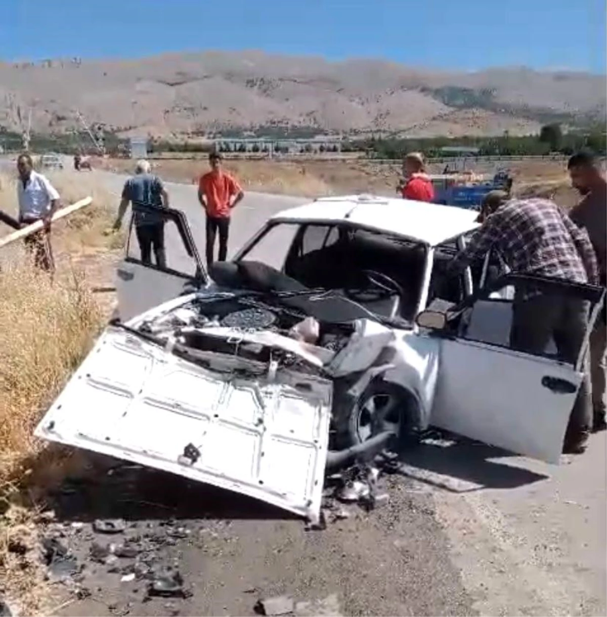 Elazığ’da trafik kazasında ağır yaralanan şahıs hayatını kaybetti